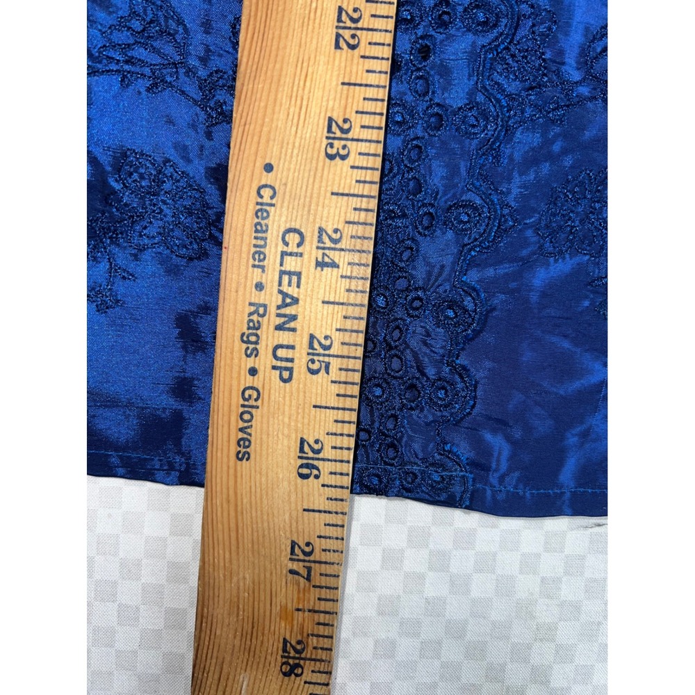 Coldwater Creek Royal Blue Embroidered Eyelet Button Up Blouse Medium 3/4 Sleeve - Picture 9 of 10